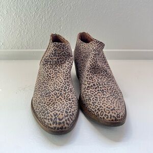 Lucky Brand Tan Leopard Ankle Booties